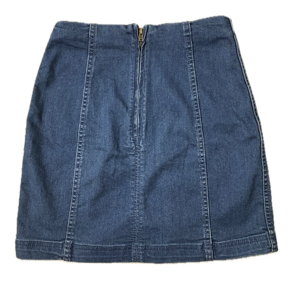 free people modern femme dark blue/navy denim mini skirt size 4 - Picture 3 of 5